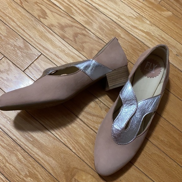 Fly London shoes - Picture 2 of 3
